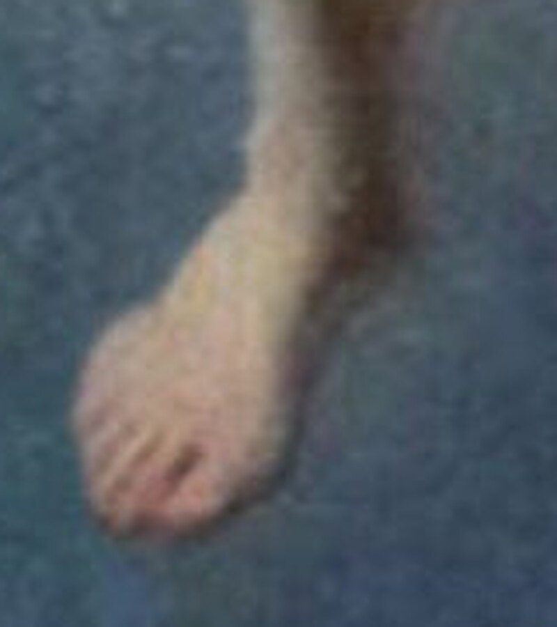 A pale foot pointing down into blue