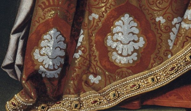 The hem of Saint Casilda's skirt embroidered with gold, pearls and red and blue stones